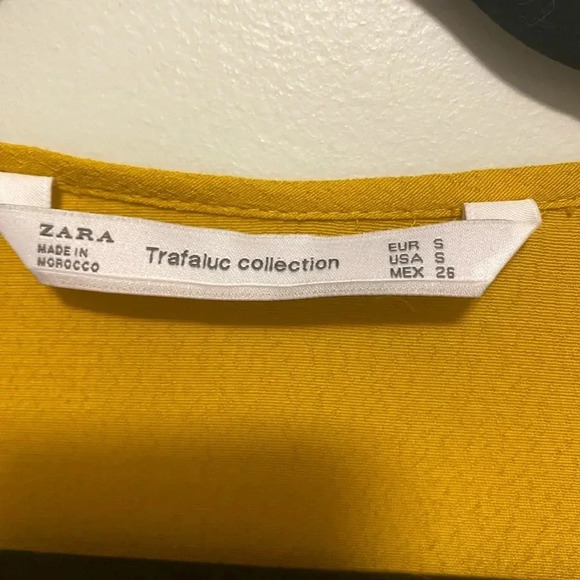 💚 Zara Trafaluc - yellow long sleeve crop style top - small - Picture 5 of 6